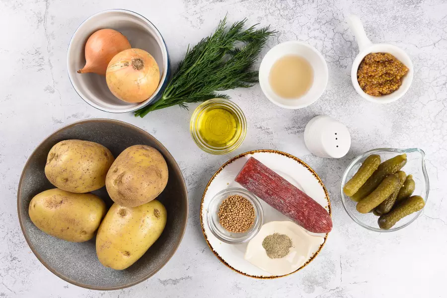 Ингредиенты для рецепта немецкий картофельный салат