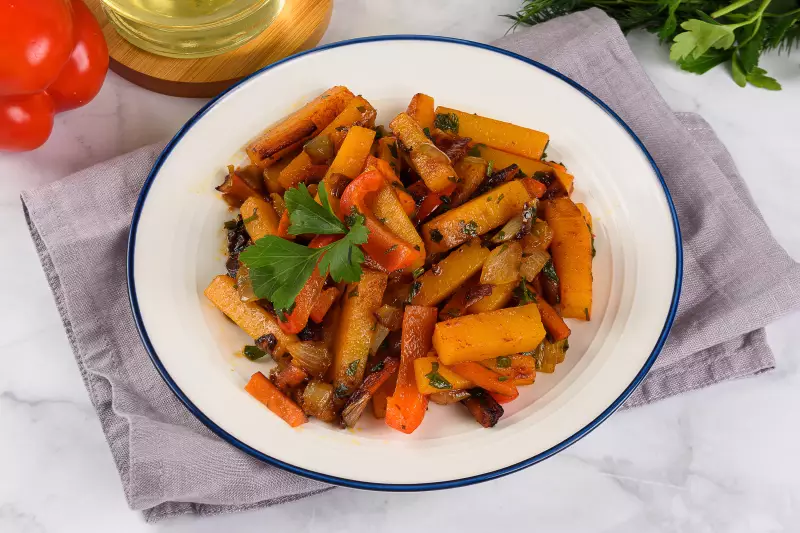 Тыква с овощами