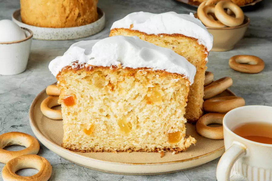 Готовое блюдо кулич на сливках