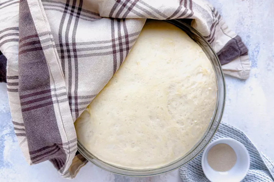 Готовое блюдо быстрое дрожжевое тесто