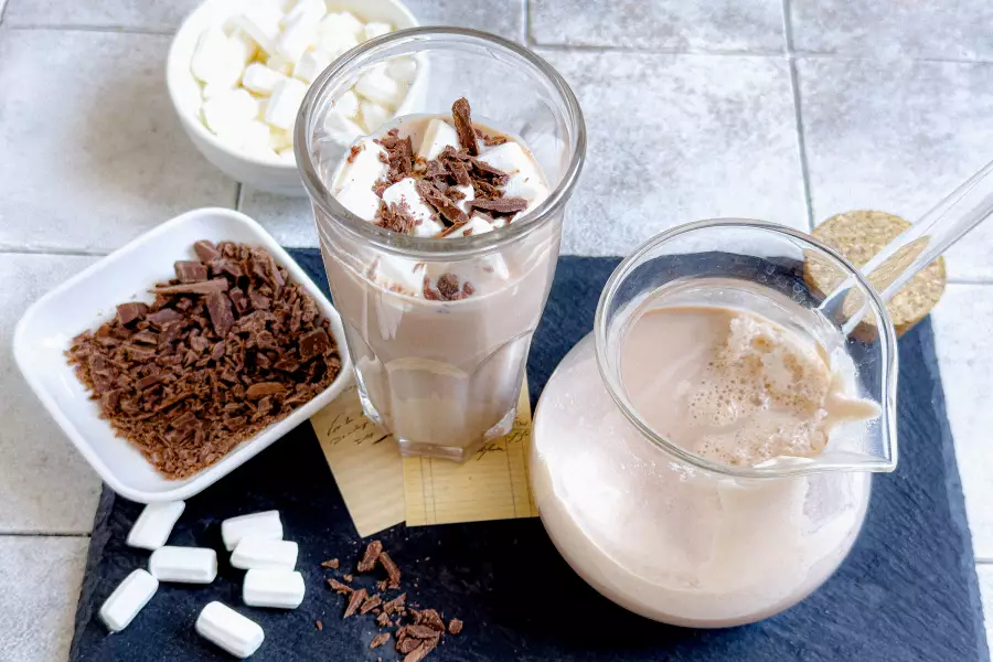 Готовое блюдо шоколадный молочный коктейль