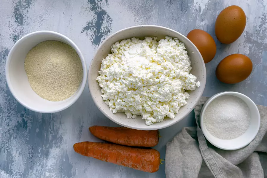 Ингредиенты для рецепта творожно-морковная запеканка