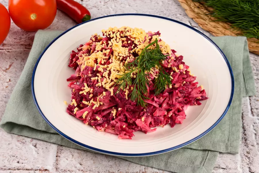 Салат со свёклой и сыром