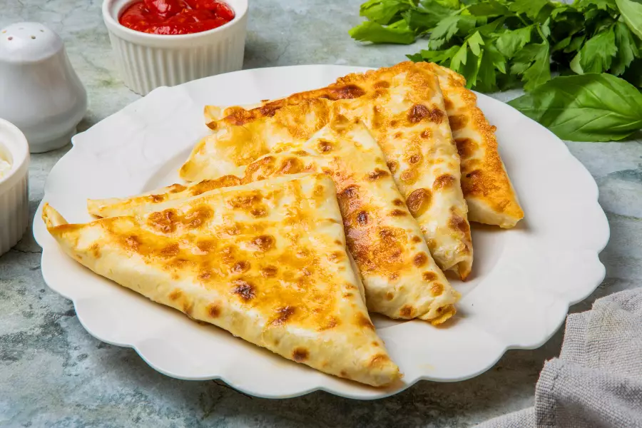 Хачапури из лаваша с сыром