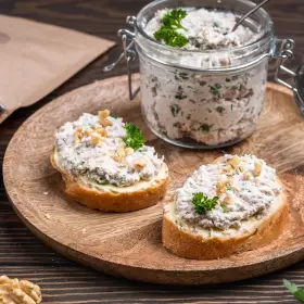 Куриный паштет с грецким орехом