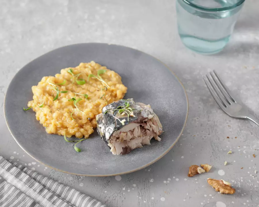 Готовое блюдо фаршированная скумбрия