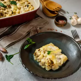 Лазанья с курицей и грибами